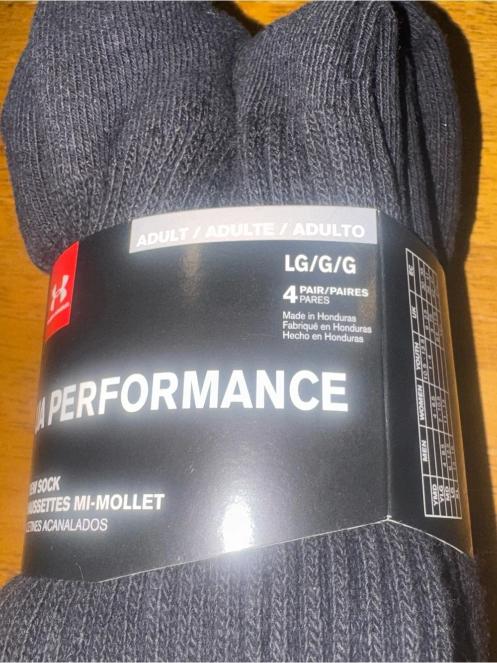 Under Armour Performance 4 Pair Crew Socks Large Black Mens 9-12.5 New With Tags